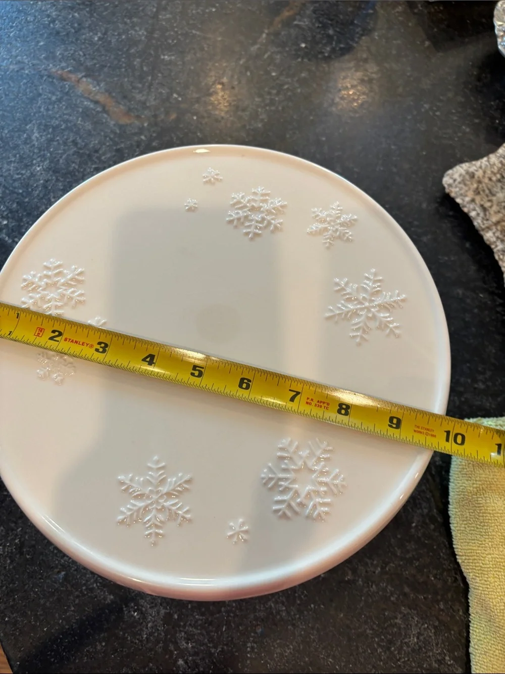 Hallmark Christmas cake plate stand